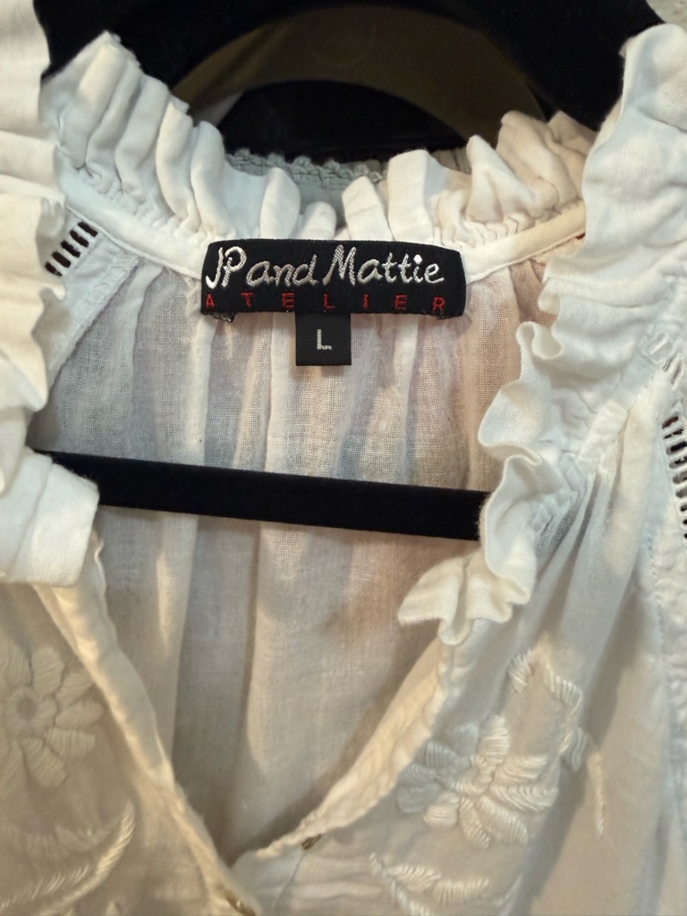 JP and Mattie White Embroidered Top - Picture 5 of 7